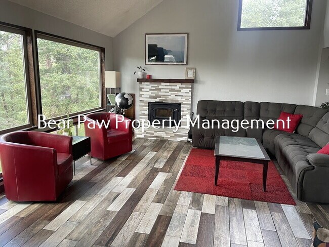 Photo - "Charming FULLY FURNISHED Evergreen Retreat: Spacious 4-Bed, 3-Bath Home on Fern Gulch Drive!"