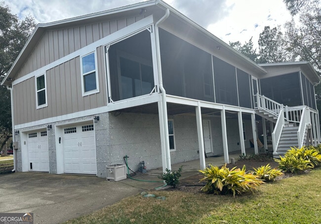 Building Photo - 292 Alexanders Ct