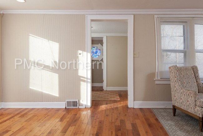 Foto del edificio - 4657 Suffolk Rd