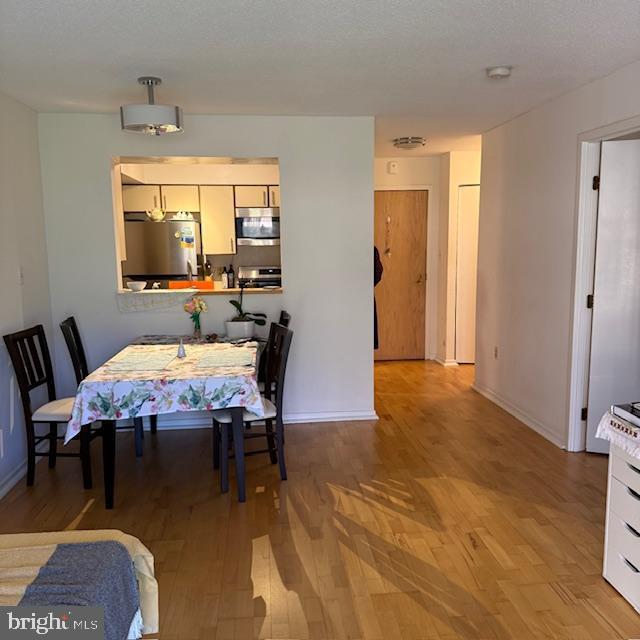 Foto del edificio - 2111 Wisconsin Ave NW