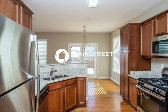 Foto del edificio - 5 Bedroom Pet-Friendly Home in Atlanta, GA with Main Street Renewal