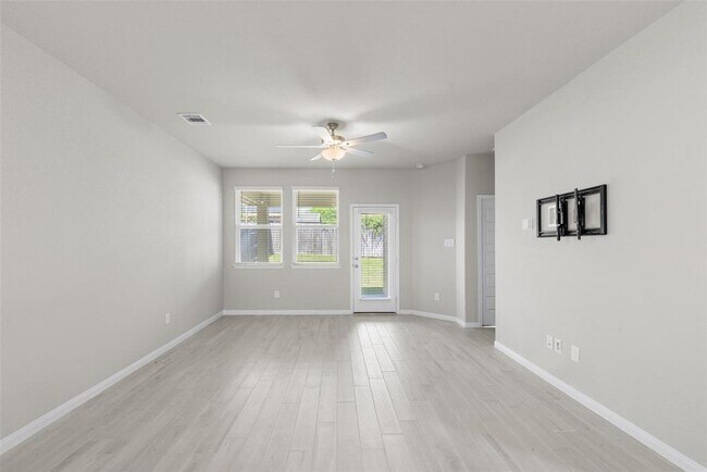 Foto del edificio - 18532 Meadow Point Ln