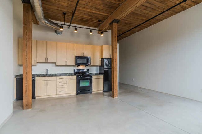 Building Photo - 88 Gerrish Ave