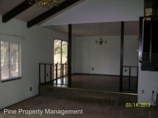 Building Photo - 10442 Nora Dr