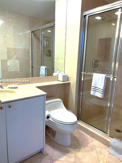 Foto del edificio - 785 Crandon Blvd