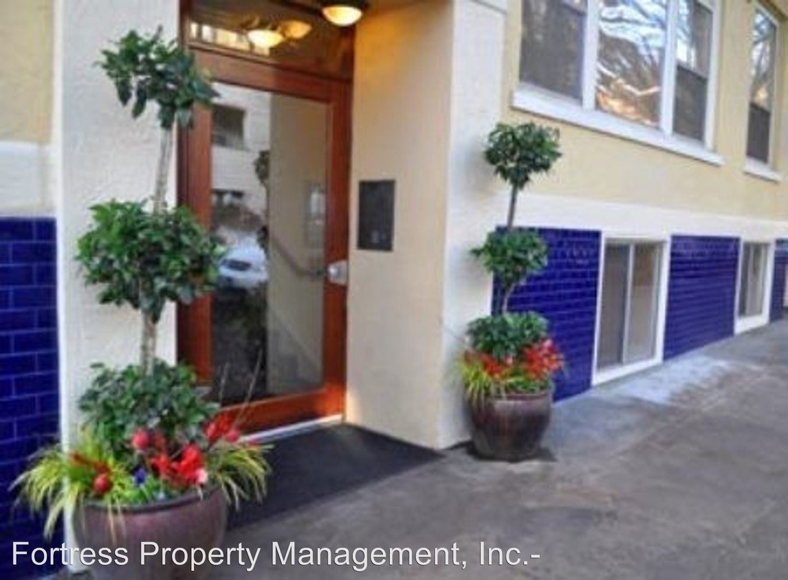 Foto principal - 2162 NW Everett St