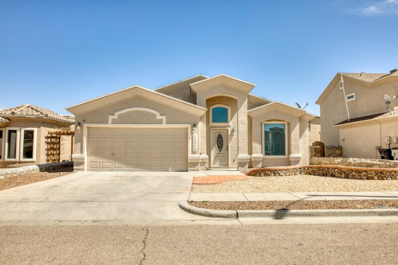 Primary Photo - 12920 Hidden Grove Dr