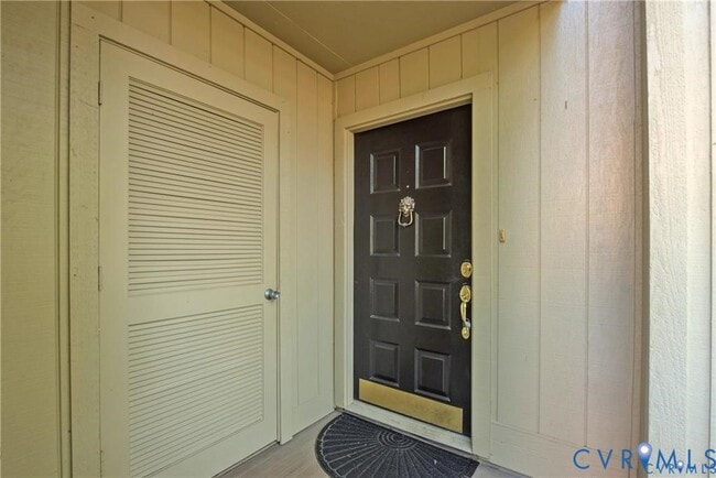 Building Photo - 2701 Main Sail Ct