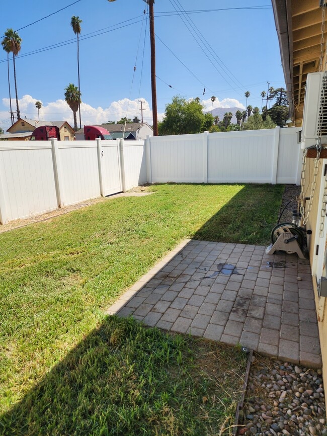 Photo - 1170 Fountain St Apartments