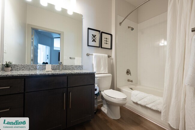 Foto del edificio - 340 W 25th St