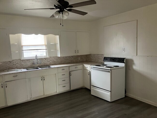 Foto del edificio - 600 Alexander