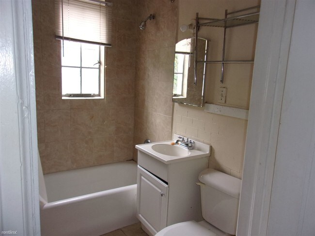 Foto del edificio - 1 br, 1 bath Apartment - 57 North St