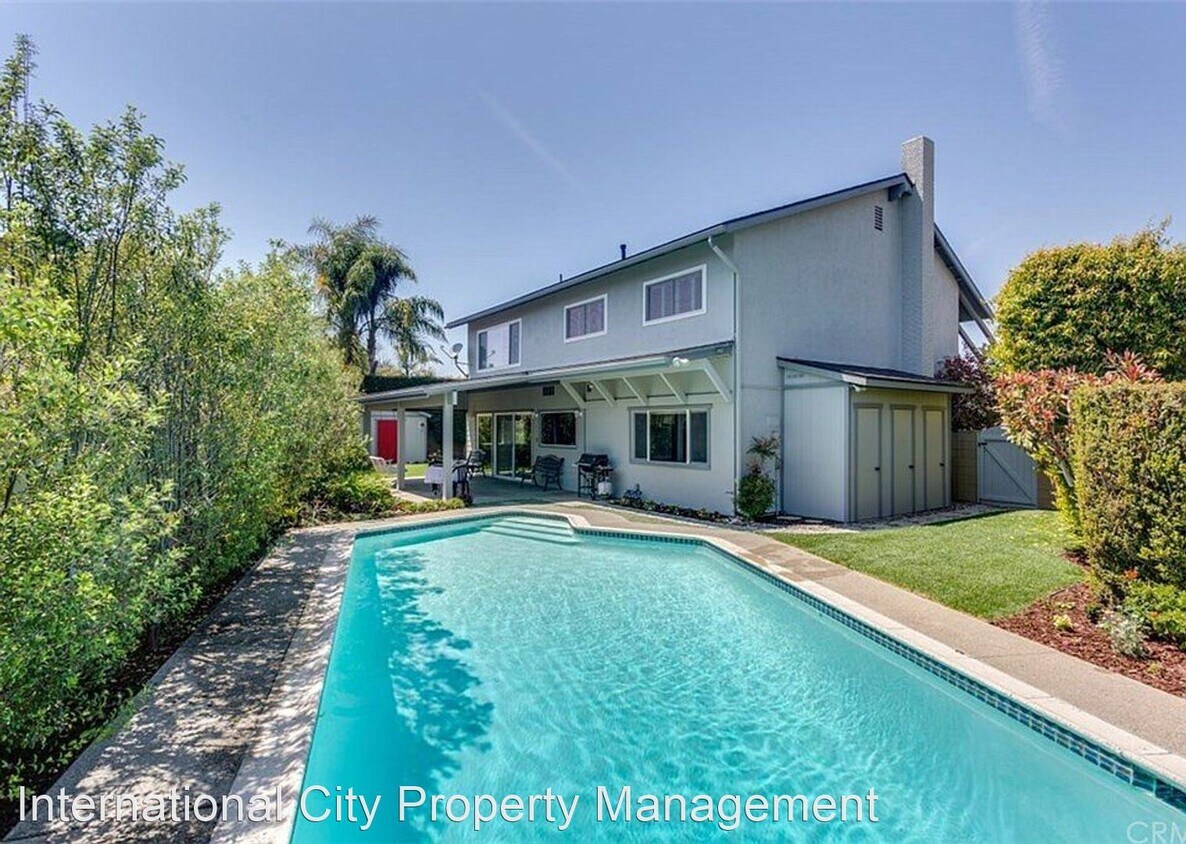 Primary Photo - 4 br, 2.5 bath House - 3992 Shasta Ave