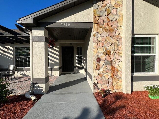 Building Photo - 2510 Conifer Ct