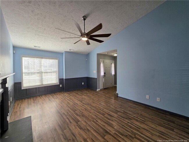 Foto del edificio - 4716 Cedar Pass Dr