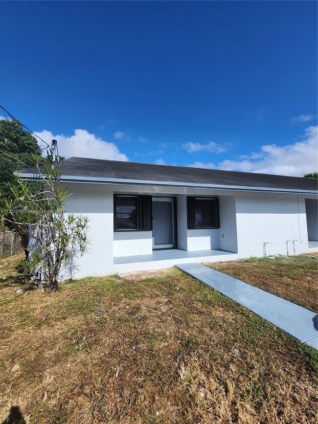 Foto del edificio - 10205 SW 175th St