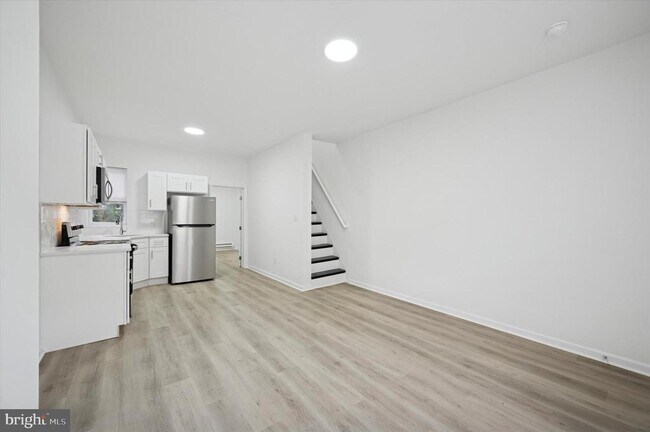 Building Photo - 4453 N Gratz St