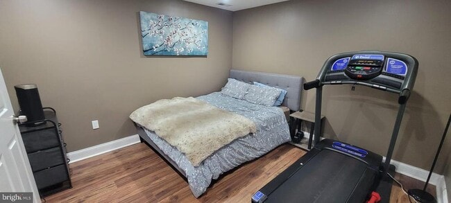 Foto del edificio - 10323 Trundle Pl