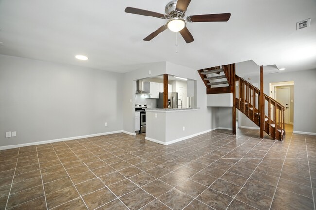Foto del edificio - 4721 Woodglen Ct