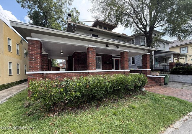 Foto del edificio - 2330 Park St