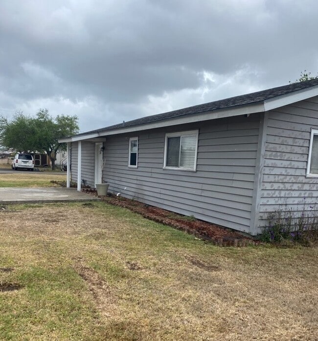 Building Photo - 2130 Rand Morgan Rd