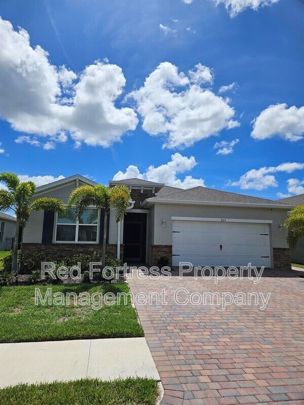 Photo - 623 Parkshore Lk Ave House