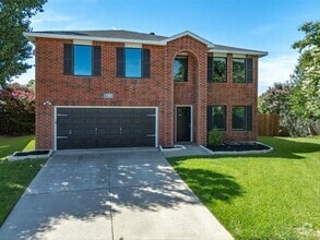 Building Photo - 5304 Los Altos Rd