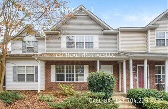Building Photo - 10519 Yellow Rose Ln