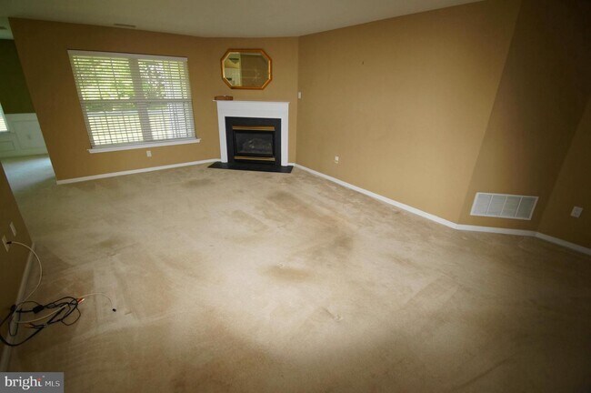 Building Photo - 106 Willowoak Ct