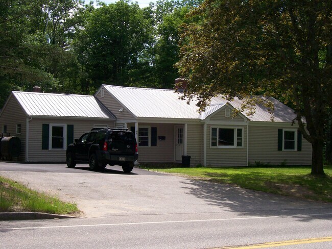 Foto del edificio - 66 N High St