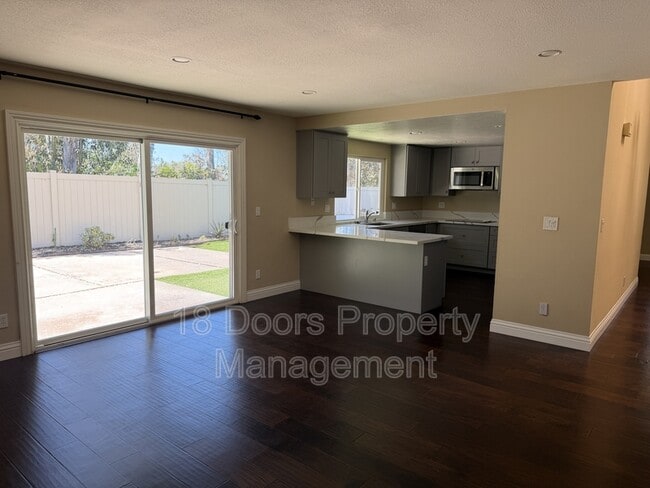 Building Photo - 11035 Forestview Ln