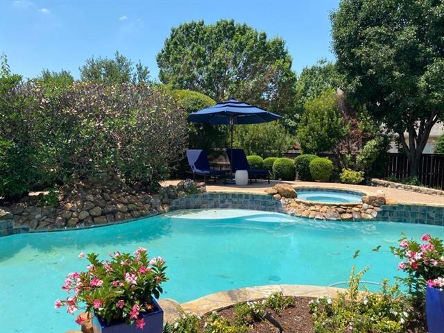 Building Photo - 111 Yale Dr