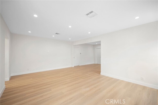 Foto del edificio - 2519 Manhattan Ave