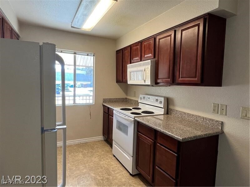 Primary Photo - 5295 Indian River Dr