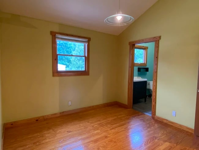 Building Photo - 601 S Grant St