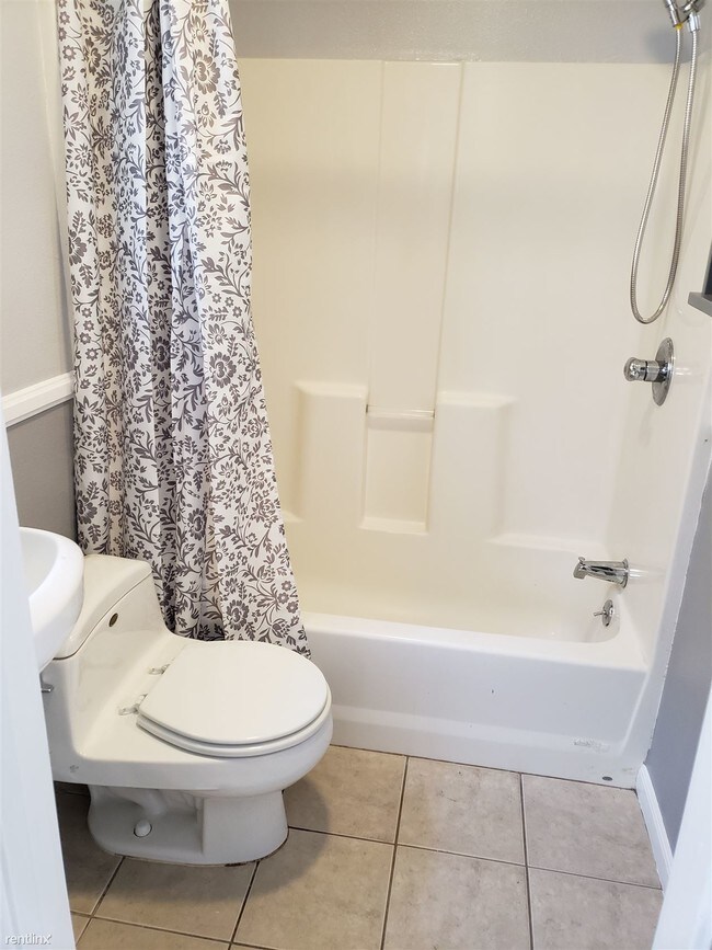 Foto del edificio - 2 br, 1 bath House - 2825 Sycamore Ave