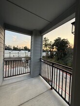 Building Photo - Pin Oaks Apartments