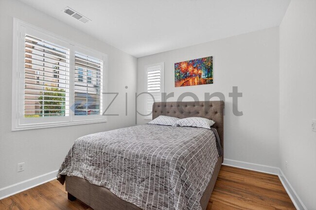 Foto del edificio - 12622 Stella Ln