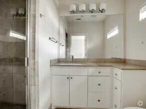 Building Photo - 3449 Rosedale Ave
