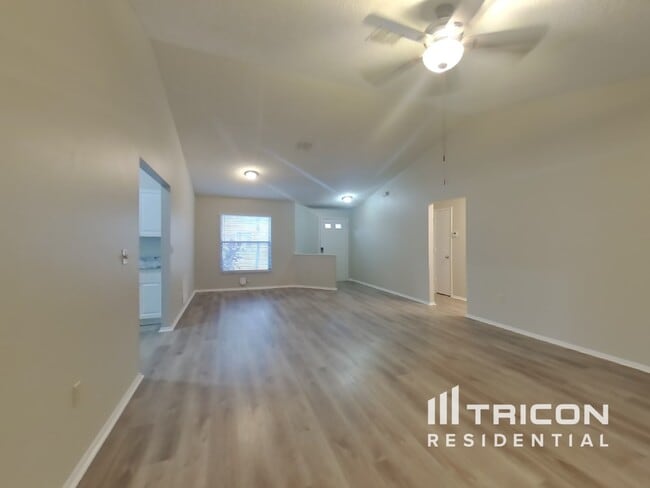 Foto del edificio - 714 49th St E
