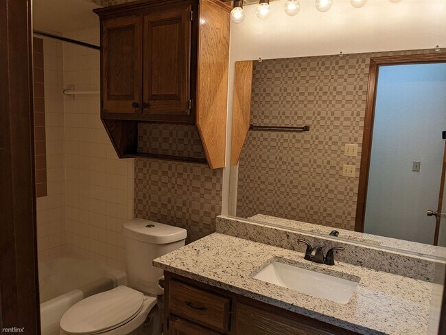 Foto del edificio - 3 br, 2 bath House - 1618 Julie Place