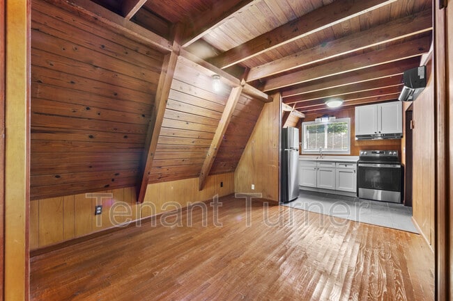 Building Photo - 2700 N 11th St
