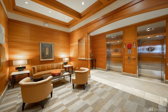 Foto del edificio - 2319 1st Ave