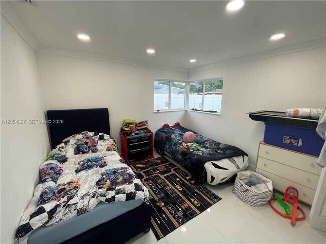 Foto del edificio - 6610 Cody St