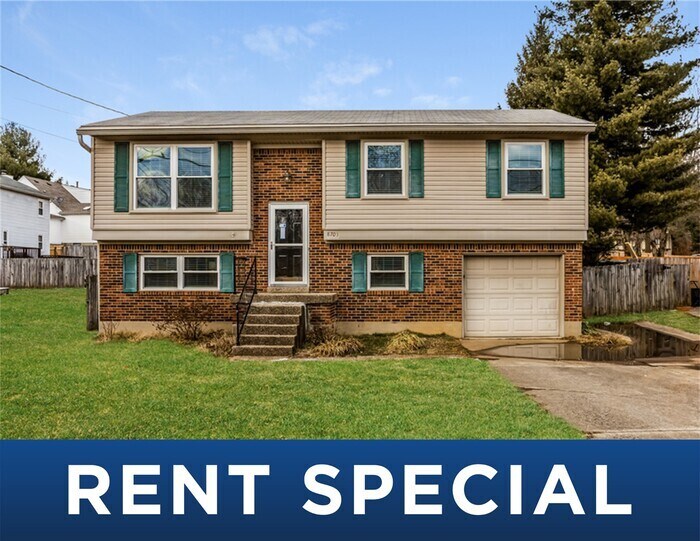 Foto principal - 8703 Gainsborough Dr