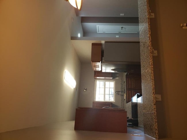 Building Photo - 331 Paddington Ct
