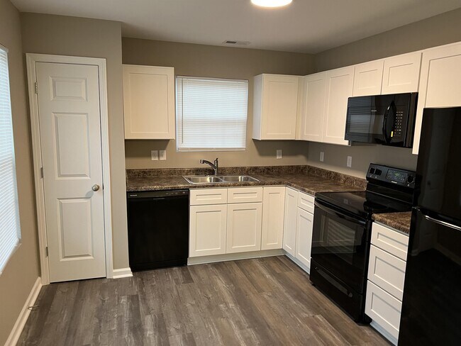 Foto del edificio - 142 Hickman St