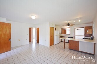 Building Photo - 545 Punaa St