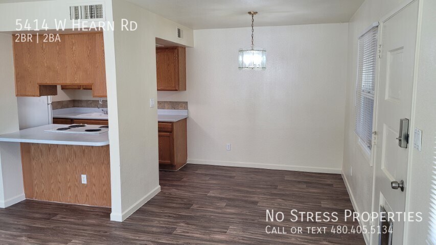 Foto principal - 2 Bed Townhome off 55th Ave and Thunderbird!