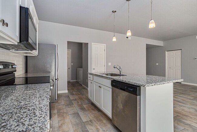 Foto del edificio - 10025 Pennridge Dr